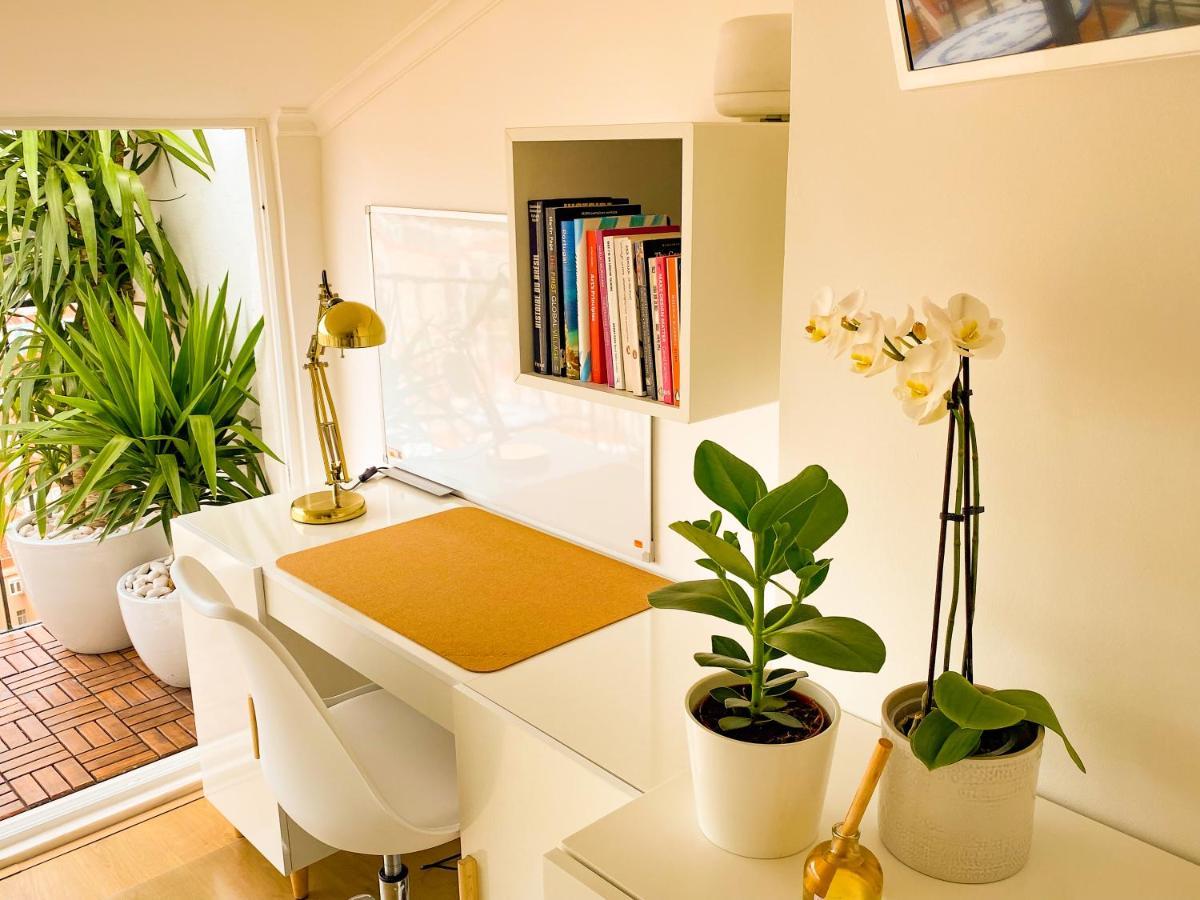 Ideally Located With Perfect Views Algés Esterno foto