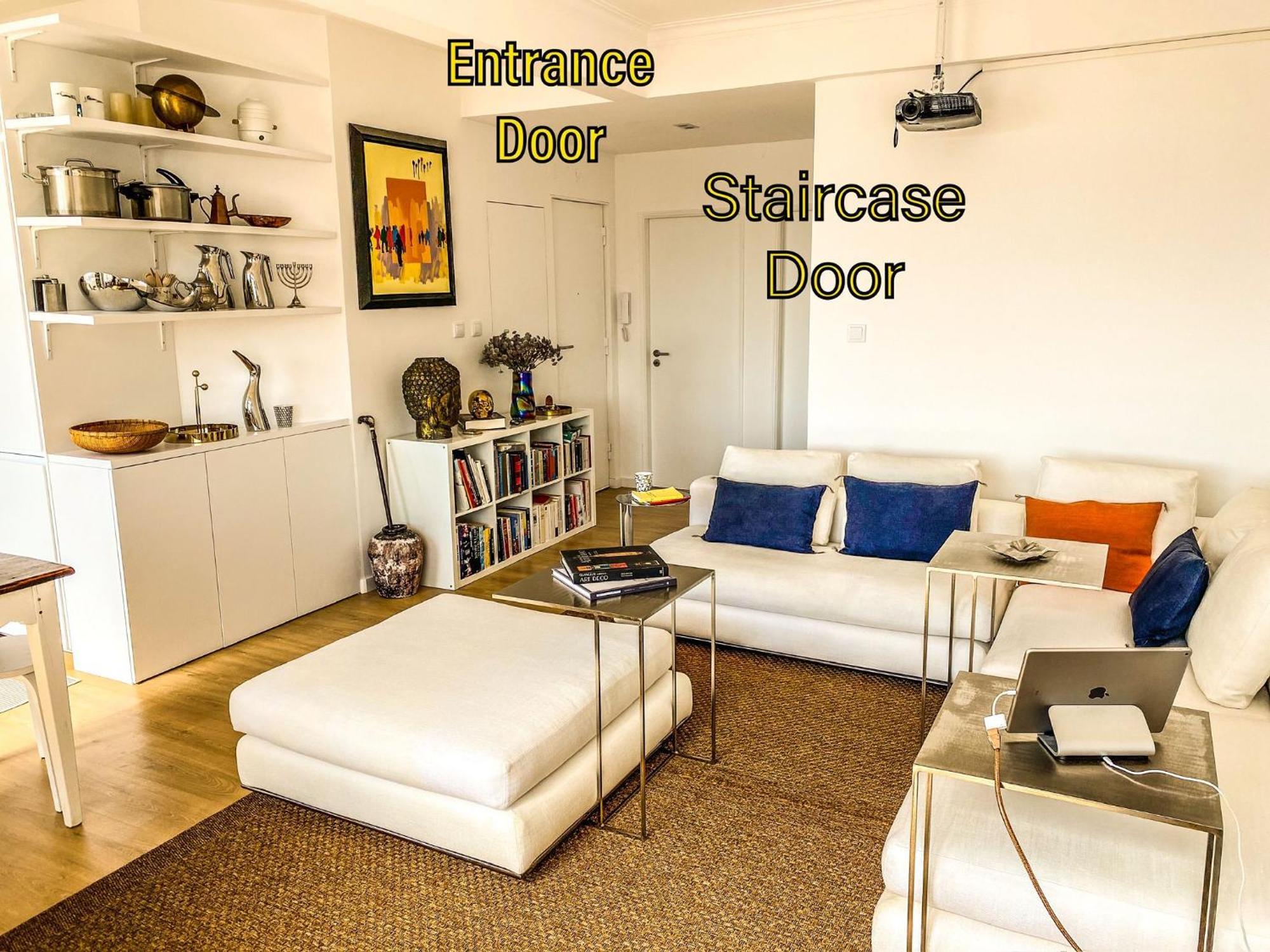 Ideally Located With Perfect Views Algés Esterno foto